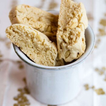 classic italian biscotti with lemon and pine nuts
