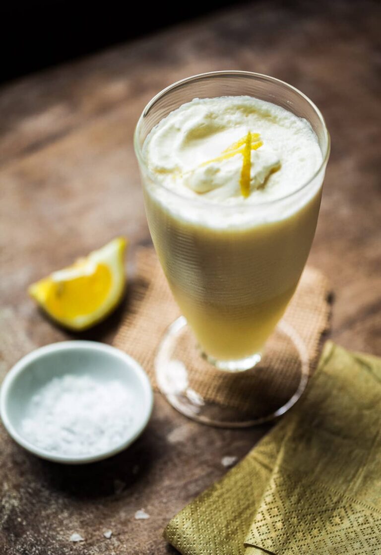 Italian lemon slush cocktail