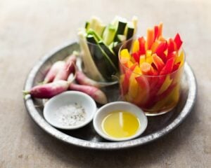 Raw vegetable salad, Tuscan style