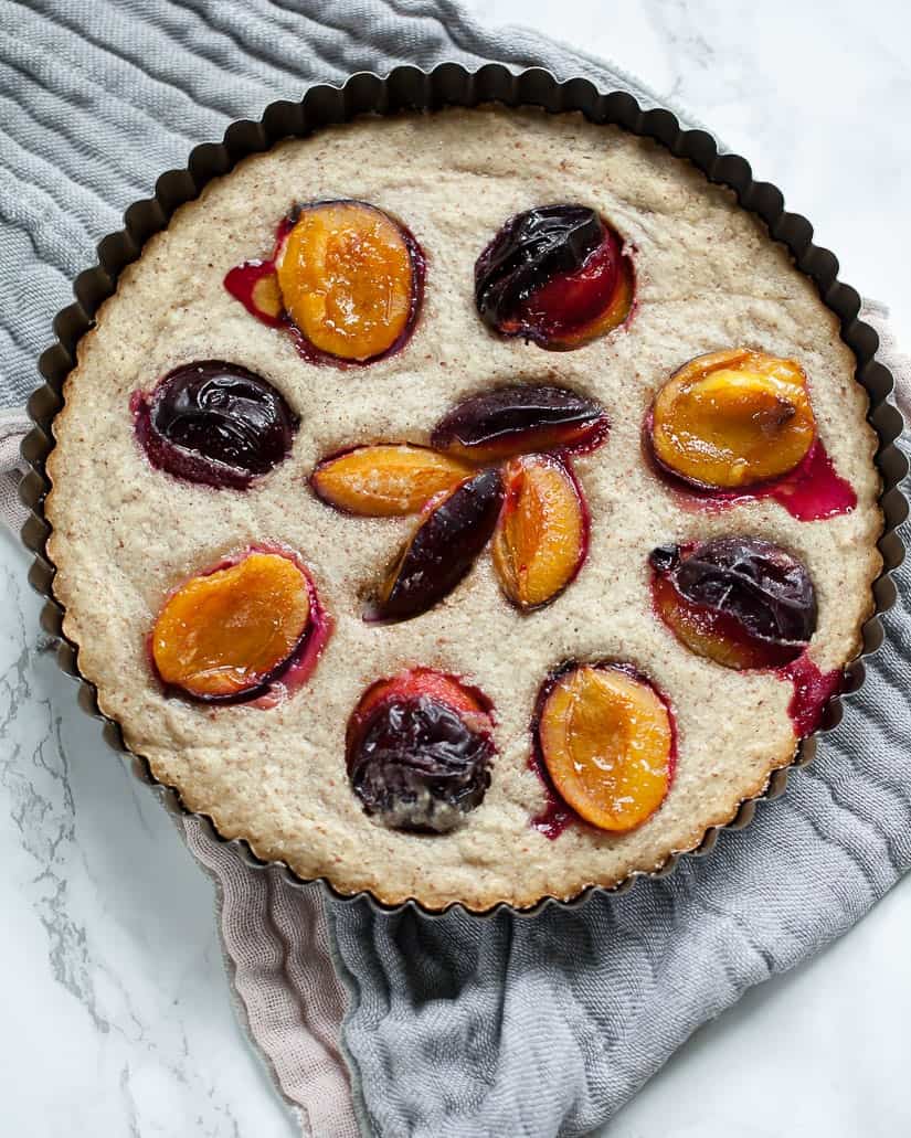 Broiled figs in peach sauce and Plum almond cake