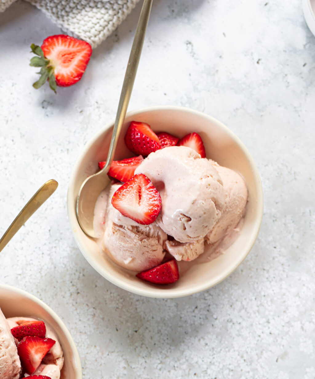 Easy Creamy Homemade Strawberry Ice Cream Familystyle Food