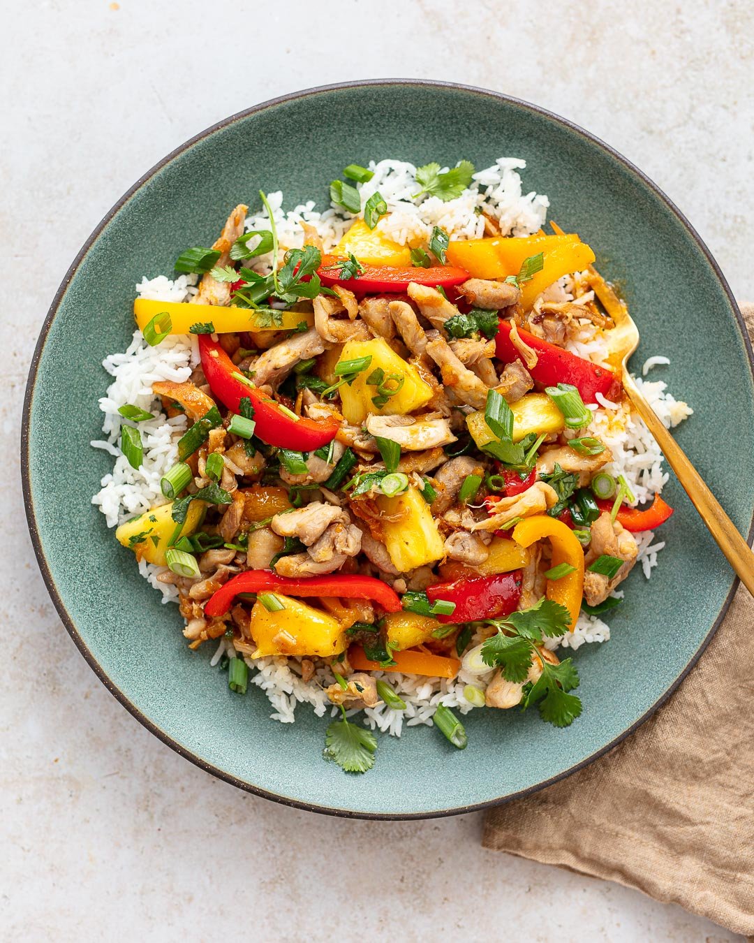 15 minute Hawaiian Chicken Salad Bowl - Simple Roots