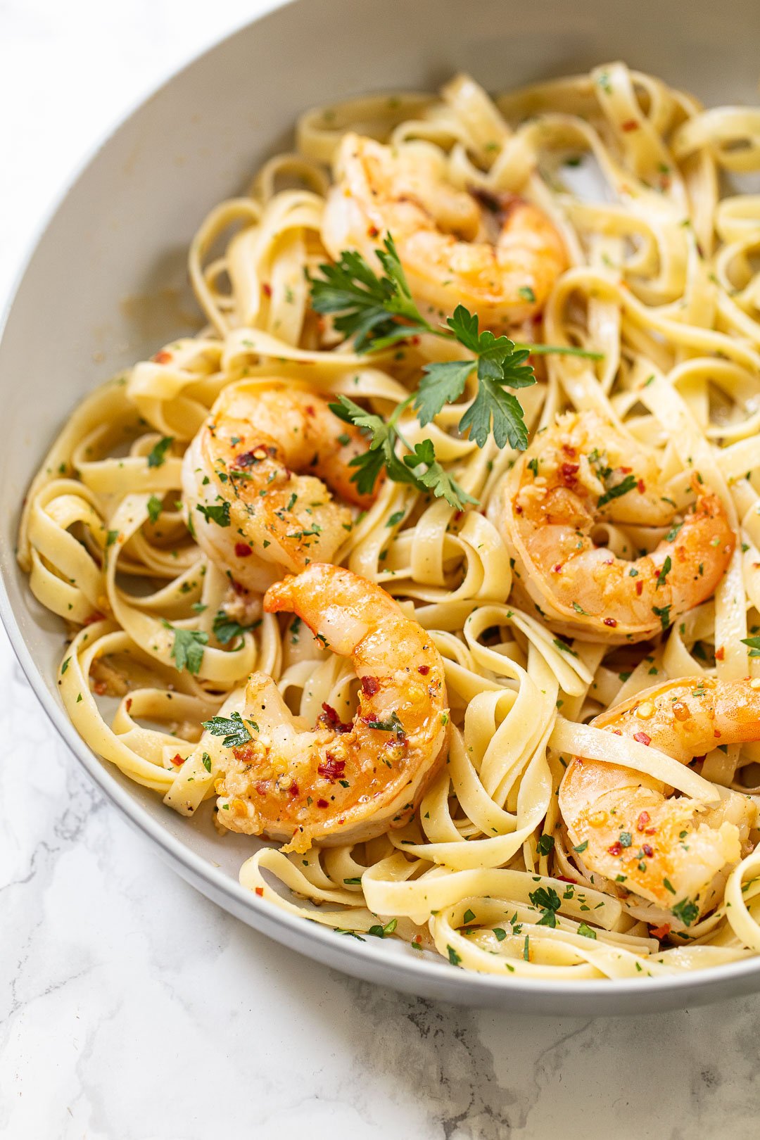 Garlic Butter Shrimp Pasta - Familystyle Food