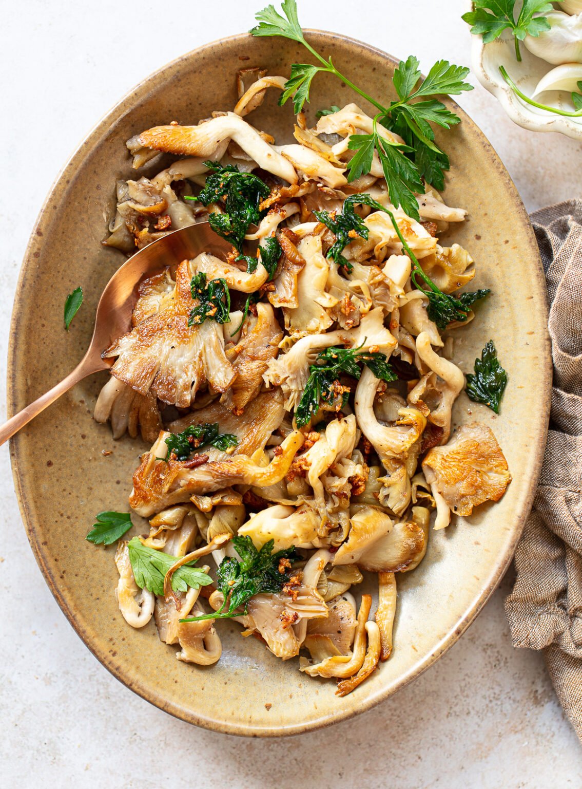 Sautéed Oyster Mushrooms with Garlic - Familystyle Food