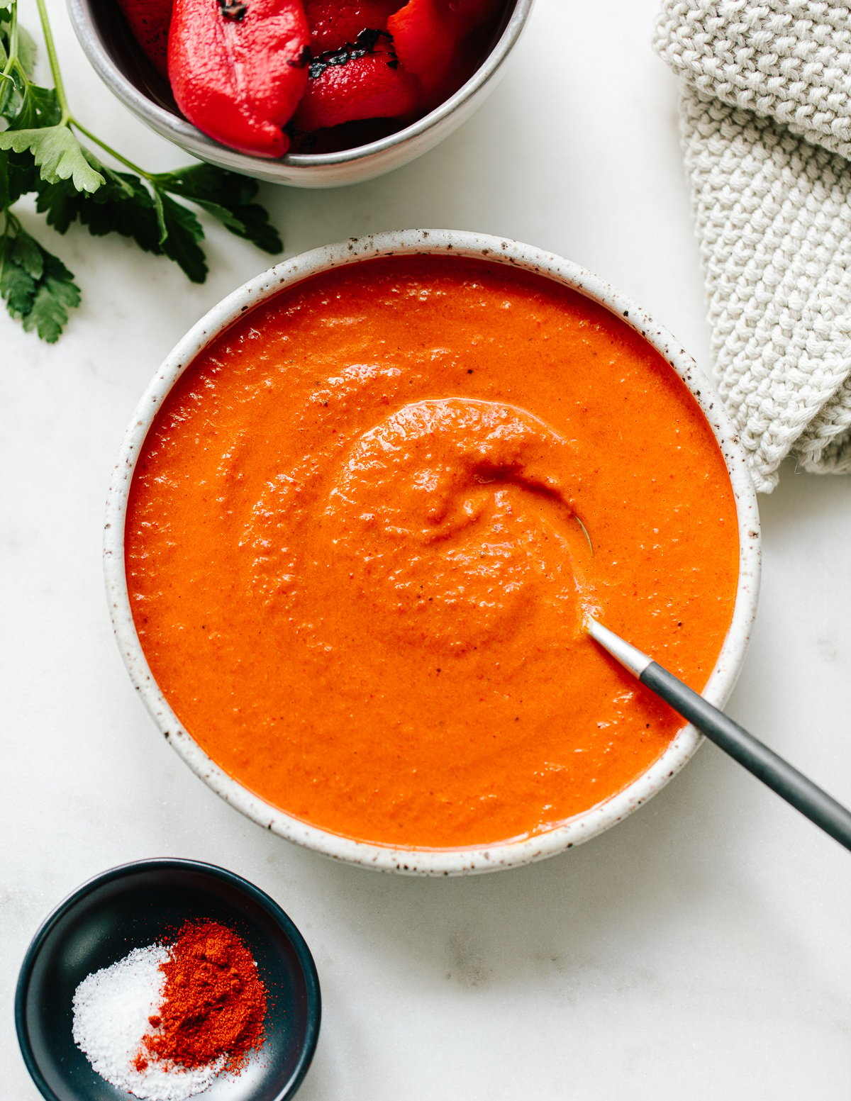 Stikke ud mikroskop barmhjertighed Quick and Easy Romesco Sauce - Familystyle Food