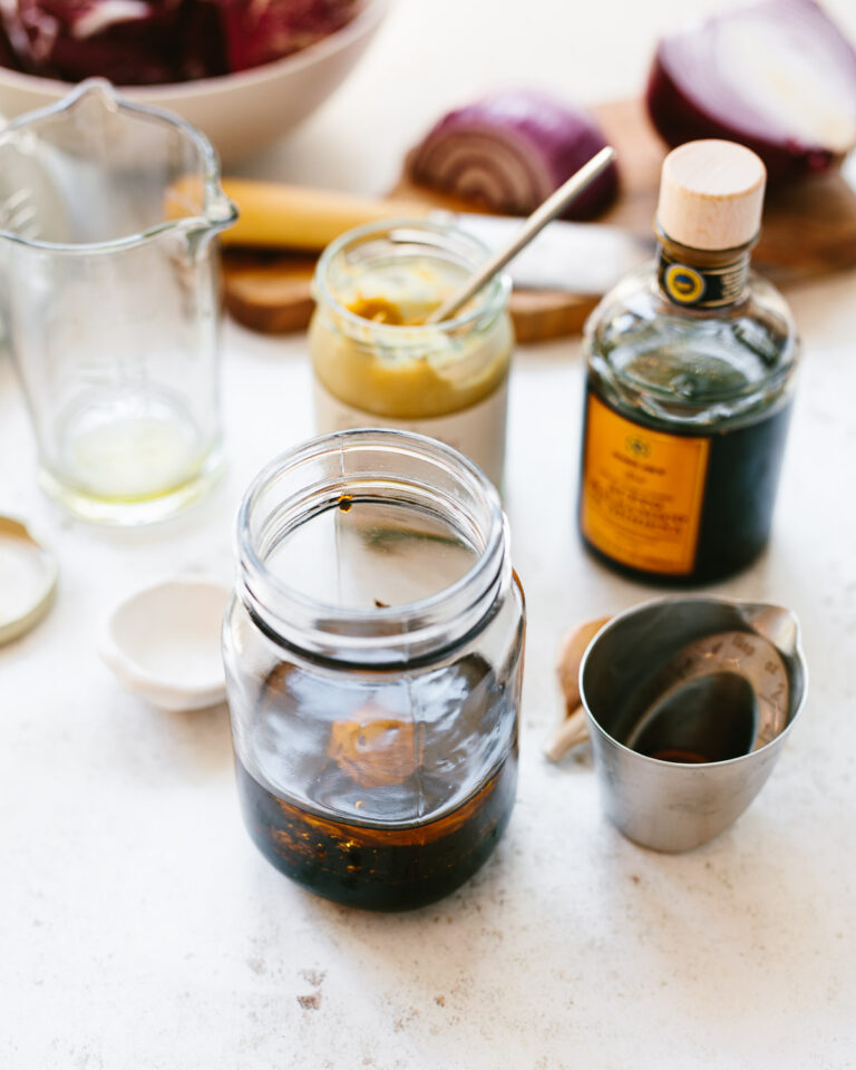 2Minute Mason Jar Balsamic Vinaigrette Familystyle Food